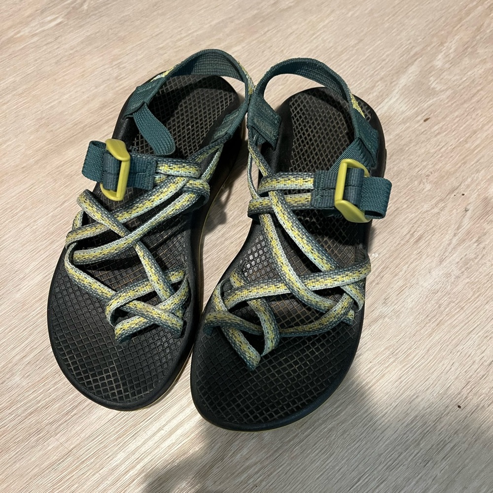 Chacos Womens size 6.7